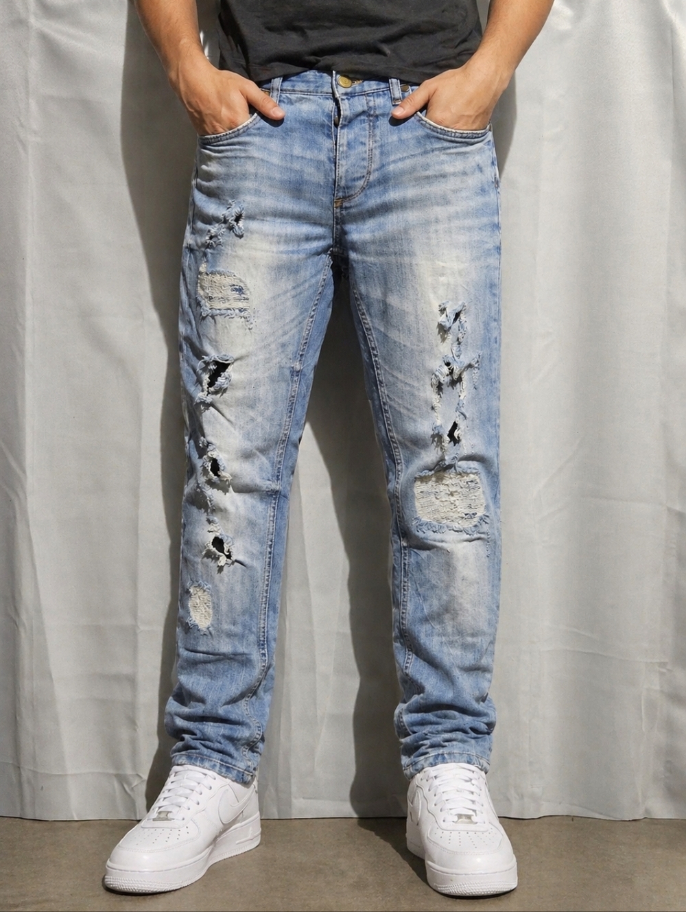 Zara Light Blue Distressed Men’s Jeans